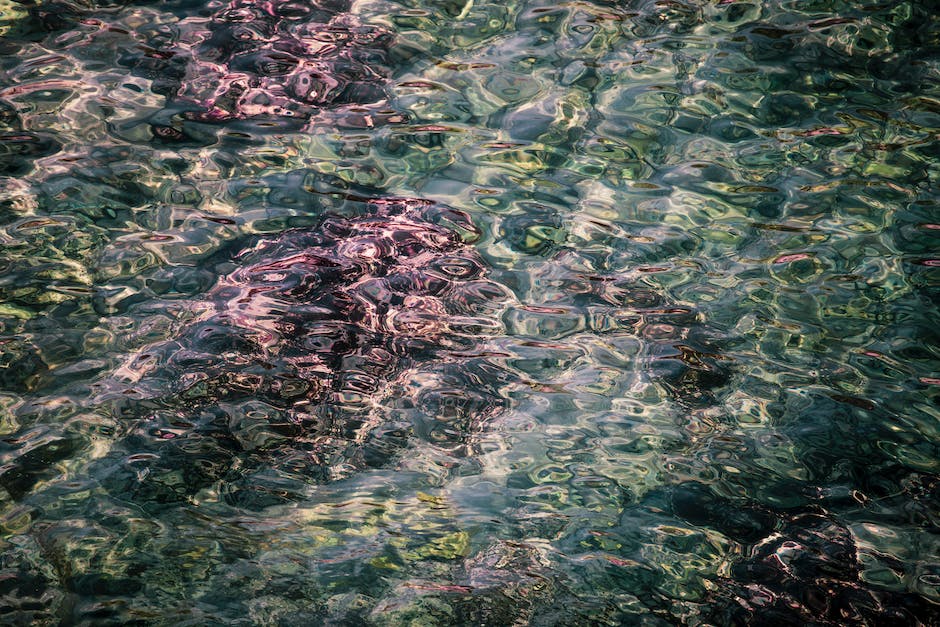 Wasser aus dem Ohr entfernen